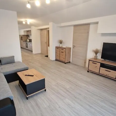 Dachgeschoss Apartament *