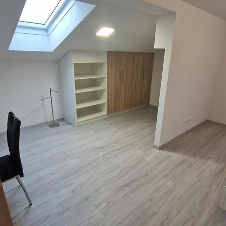 Apartament Dachgeschoss