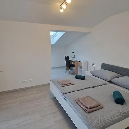 Apartament Dachgeschoss *