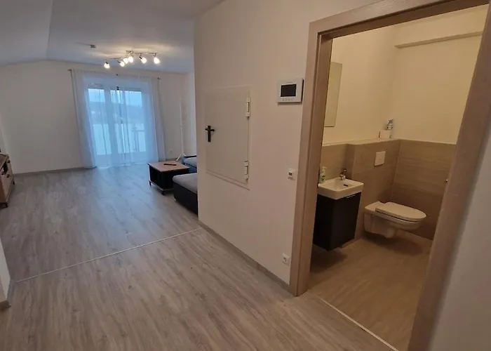 Dachgeschoss Apartment *